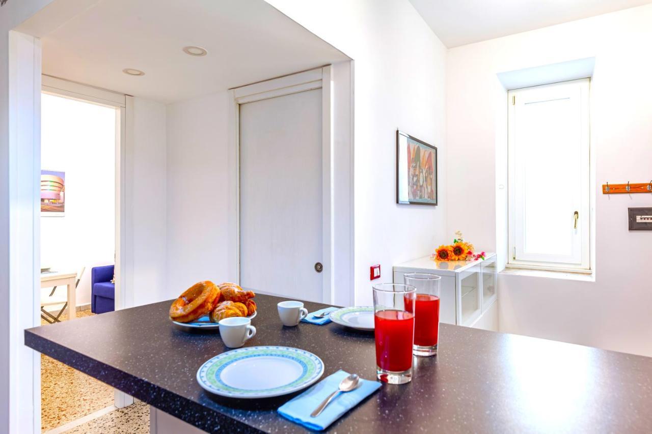 Hostly - Sant'Orsola Suite Apartment Rom Exteriör bild