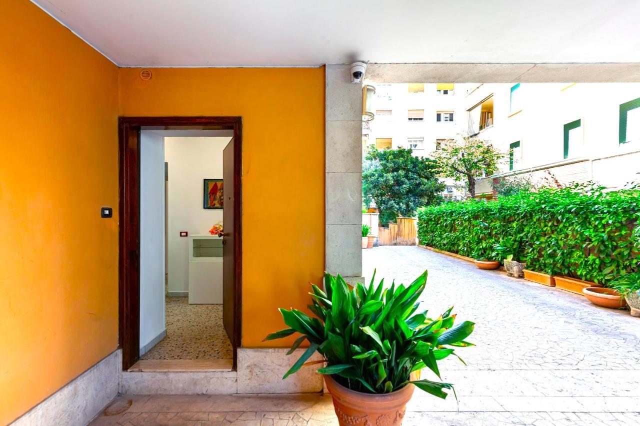 Hostly - Sant'Orsola Suite Apartment Rom Exteriör bild
