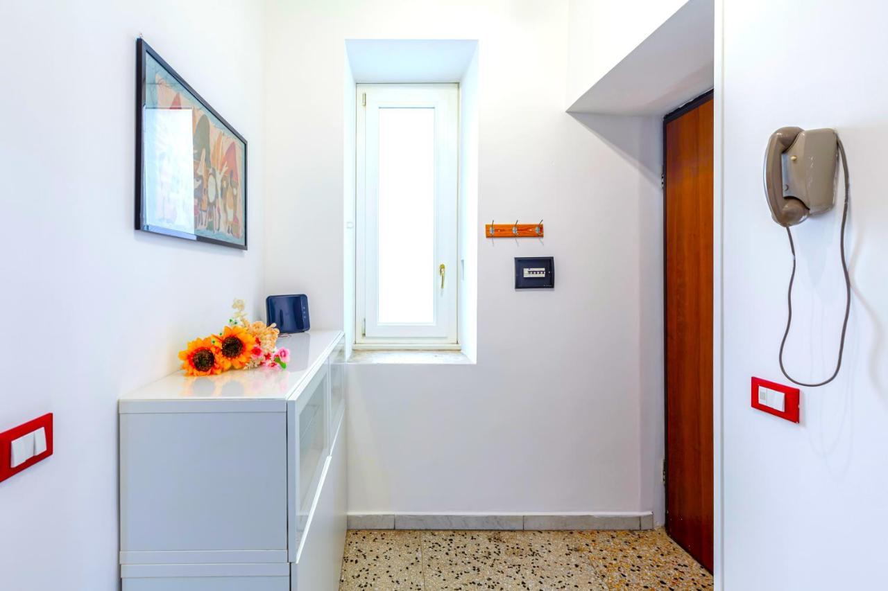 Hostly - Sant'Orsola Suite Apartment Rom Exteriör bild